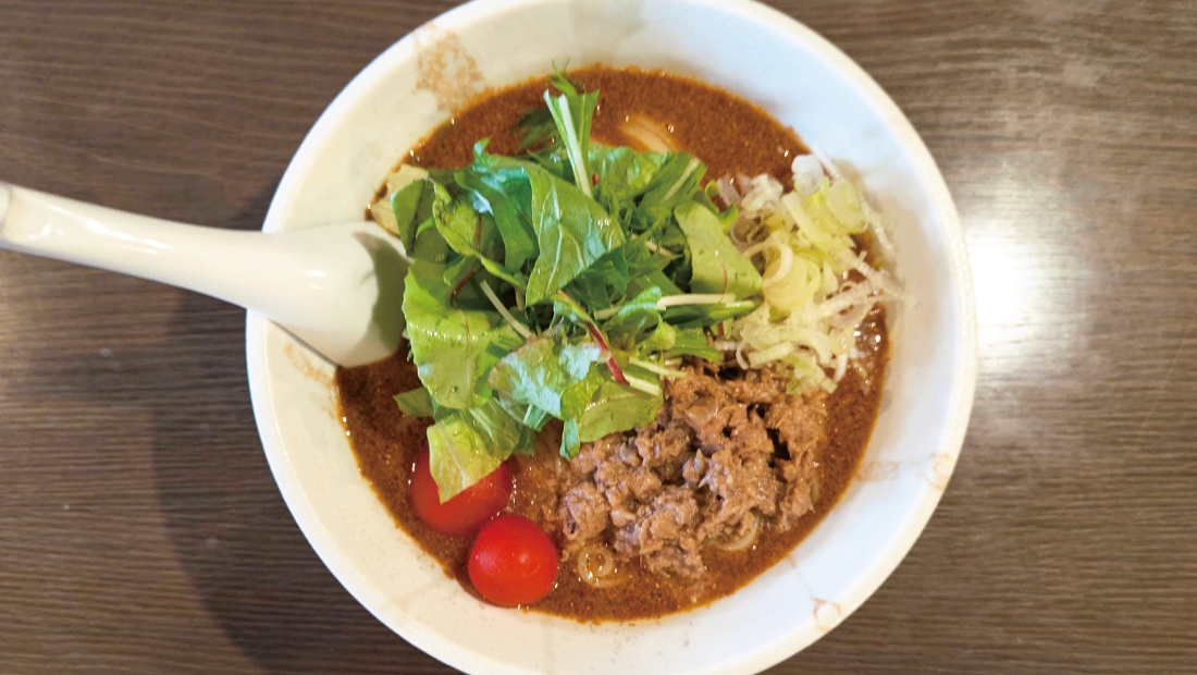 濃厚ごま×辣油の刺激！夏限定の旨辛麺