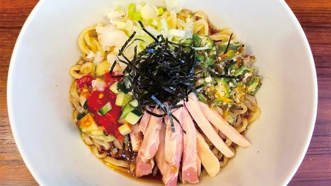 素材の恵みを感じる、からだ想いのさっぱり麺