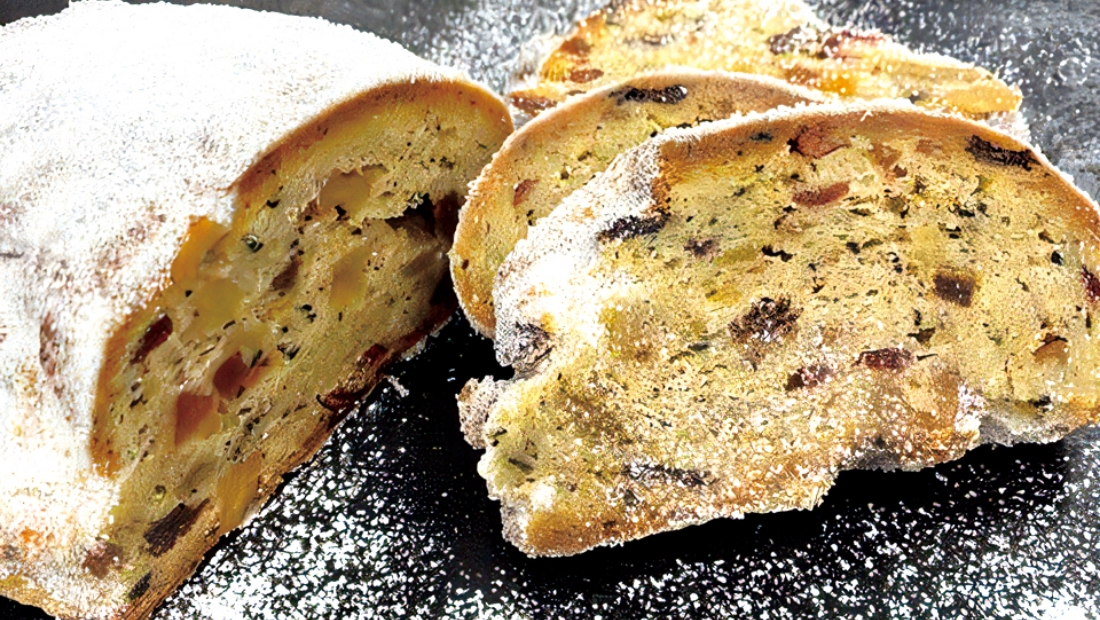 上質な紅茶の香りが漂う贅沢なシュトーレン