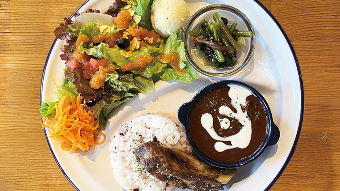 ほろほろお肉をほおばる幸せ