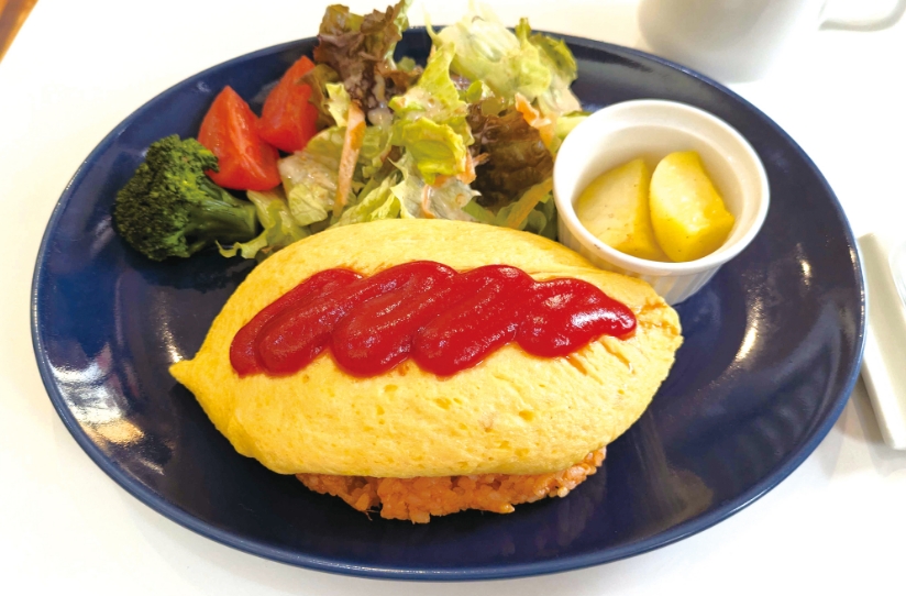 とろふわ卵にうっとり。店で一番人気のオムライス
