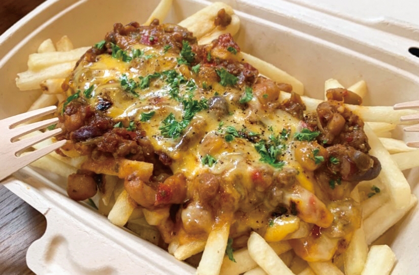 濃厚な味わい、自家製チリとチーズ