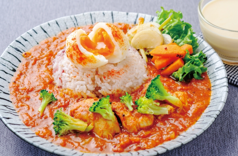 月曜のみの提供 旬を味わう 贅沢スパイスカレー