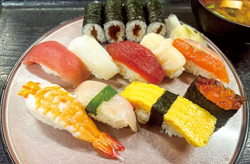 目利きの職人が、毎日市場で魚を仕入れる大満足ランチ