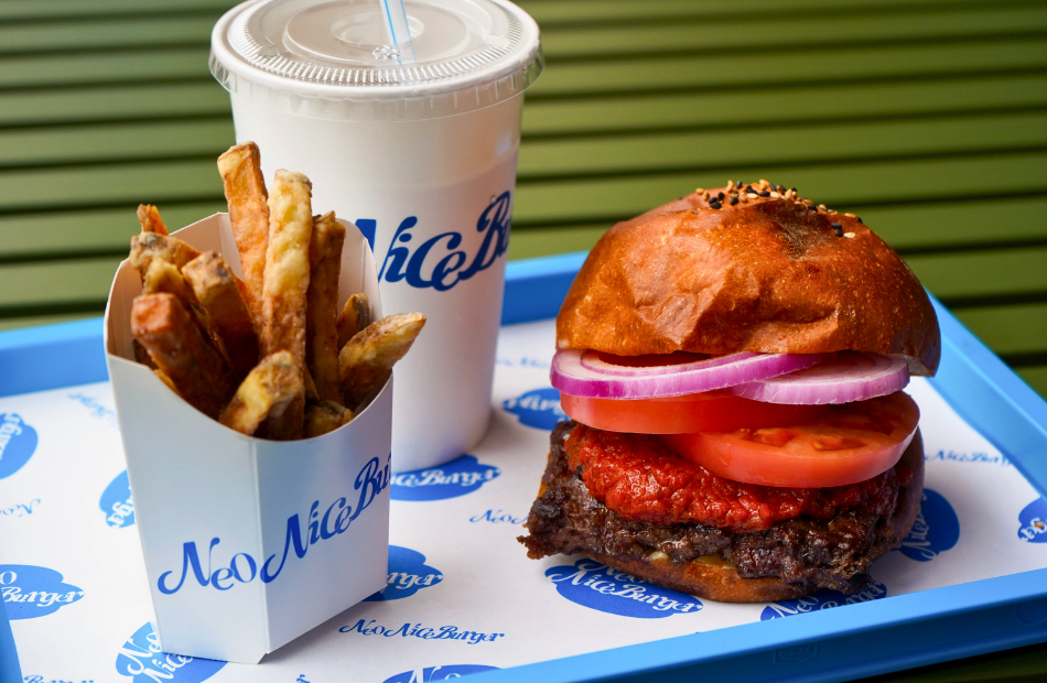 Neo Nice Burger 横浜ハンマーヘッド