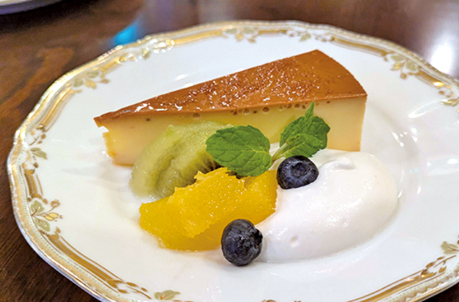 仙台で至福のカフェタイム！『ホシヤマ珈琲店本店』の絶品スイーツとゆったり空間